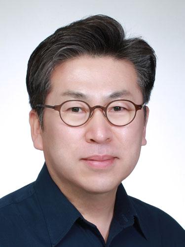 Young Woo Kim教授